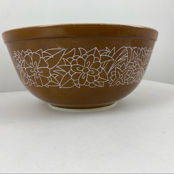 Vintage PYREX••Woodland mixing bowl set of three - Picture 14 of 16